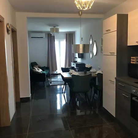 Lovransko Blago Zvonimir *